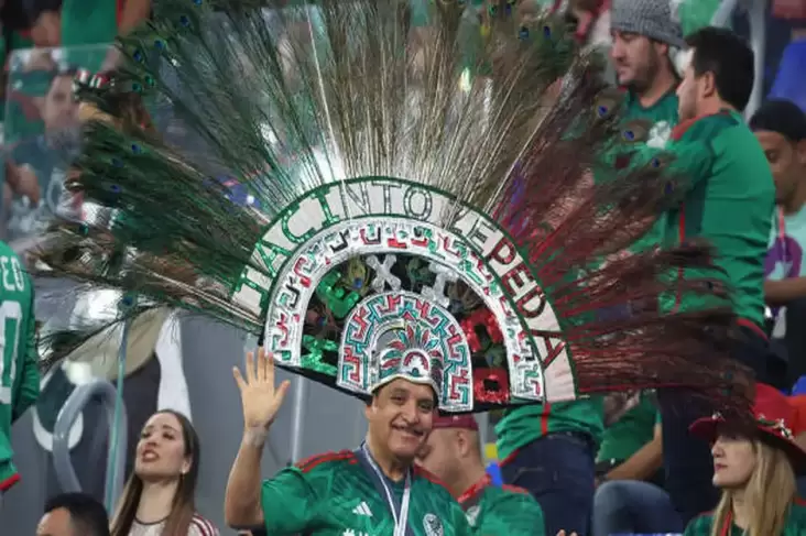 FIFA Investigasi Nyanyian Homofobik Penggemar Meksiko